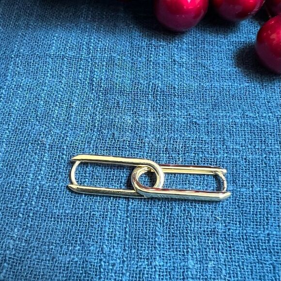 COPY - - O oval huggies | Real gold earrings | Parker earrings | 14k real gold … - Picture 14 of 16